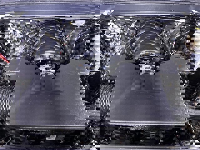 Used 2019 Chevrolet Suburban LT image 31