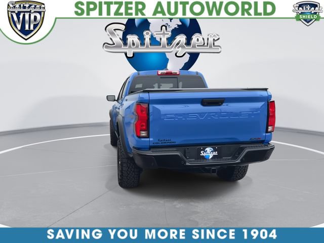 Used 2025 Chevrolet Colorado ZR2 w/ Technology Package AWD/4WD image 8