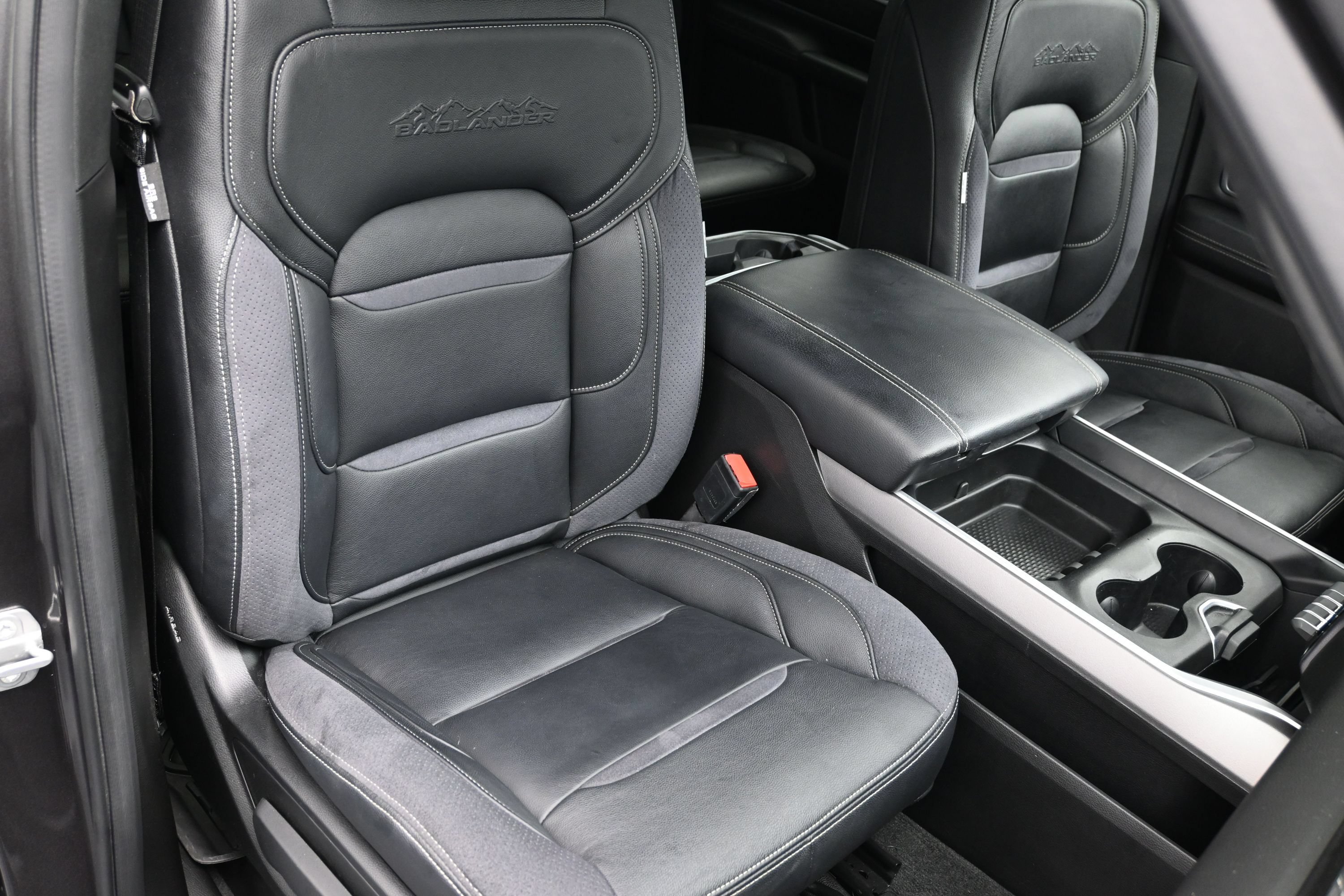 Used 2022 RAM 1500 Big Horn AWD/4WD image 41