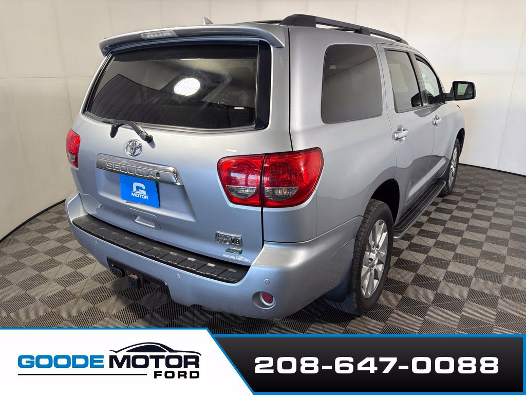 Used 2014 Toyota Sequoia Limited AWD/4WD image 7
