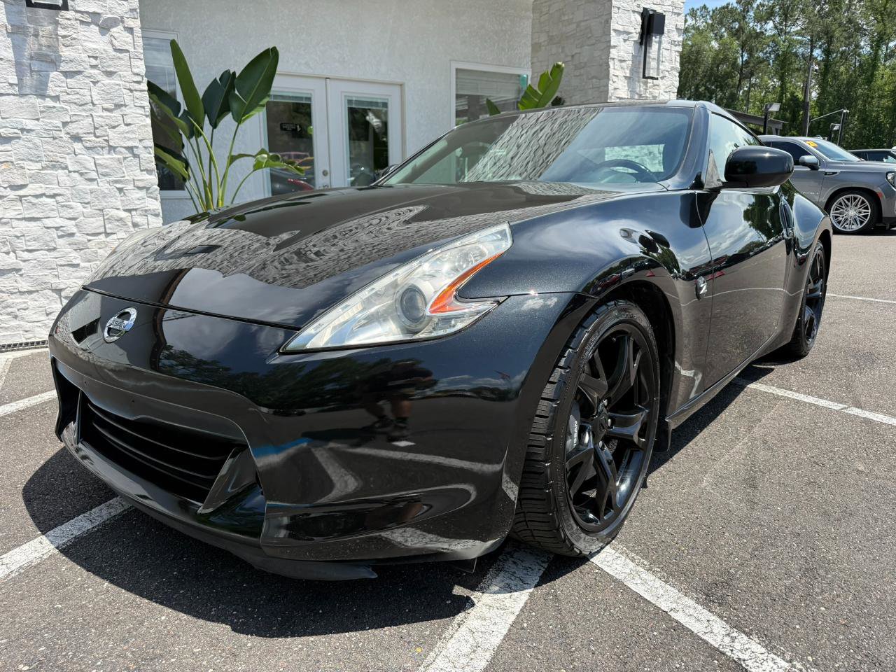 Used 2012 Nissan 370Z Touring w/ Sport Pkg RWD image 8