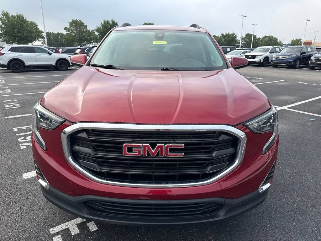 Used 2020 GMC Terrain SLE w/ Driver Convenience Package AWD/4WD image 2