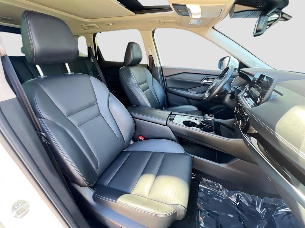 Used 2023 Nissan Rogue SL w/ SL Premium Package FWD image 28