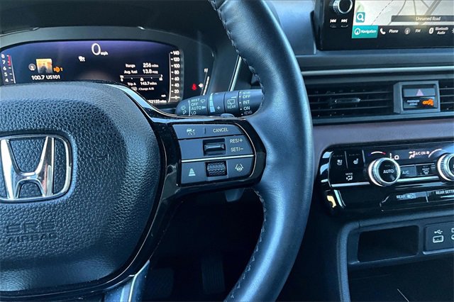 Used 2023 Honda Pilot Elite image 21