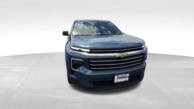 Certified 2024 Chevrolet Traverse LT w/ Trailering Package FWD image 9