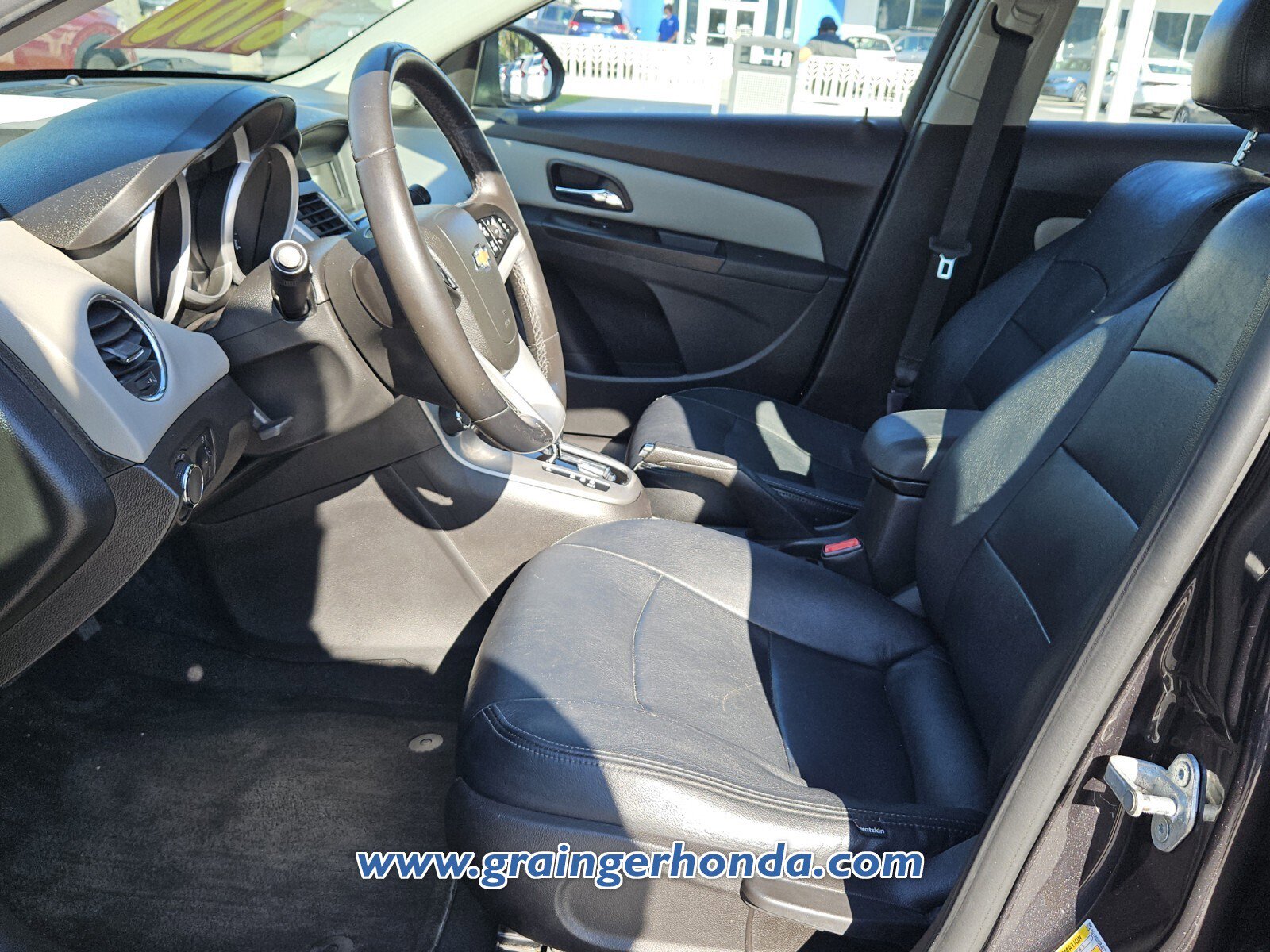 Used 2014 Chevrolet Cruze LT FWD image 10
