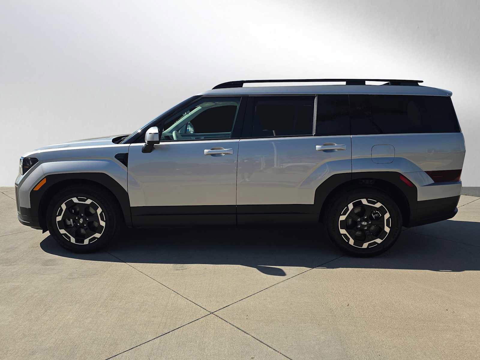 Used 2024 Hyundai Santa Fe SEL image 6