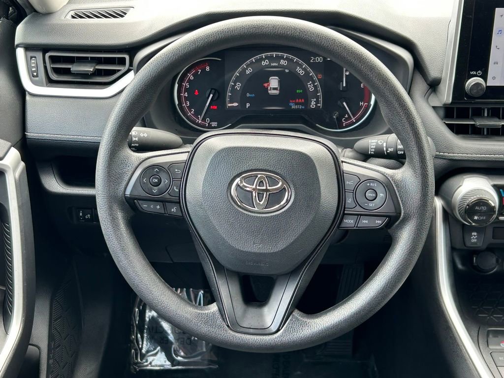 Certified 2025 Toyota RAV4 XLE FWD image 36
