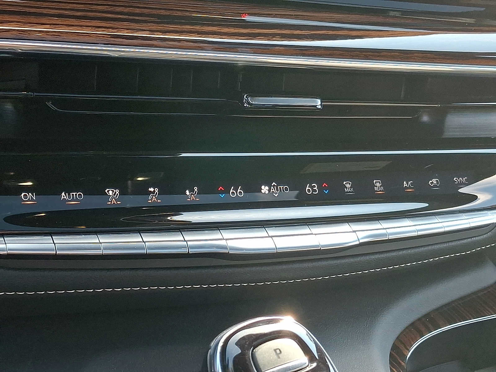 Used 2023 Cadillac Escalade Premium Luxury w/ LPO, Floor Liner Package AWD/4WD image 16