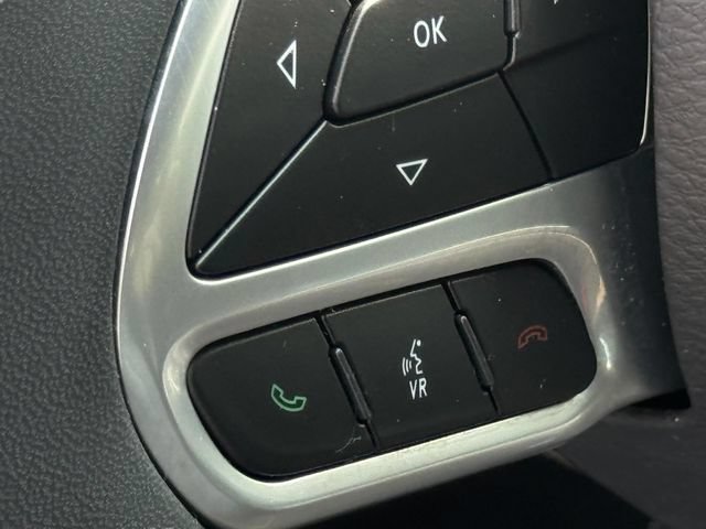 Used 2023 Chrysler Pacifica Touring-L FWD image 12