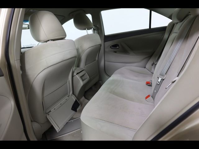 Used 2011 Toyota Camry LE image 17