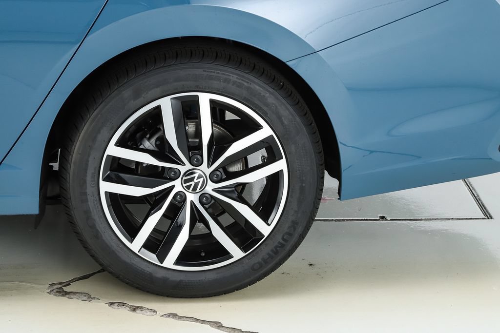 New 2026 Volkswagen Jetta SE FWD image 6