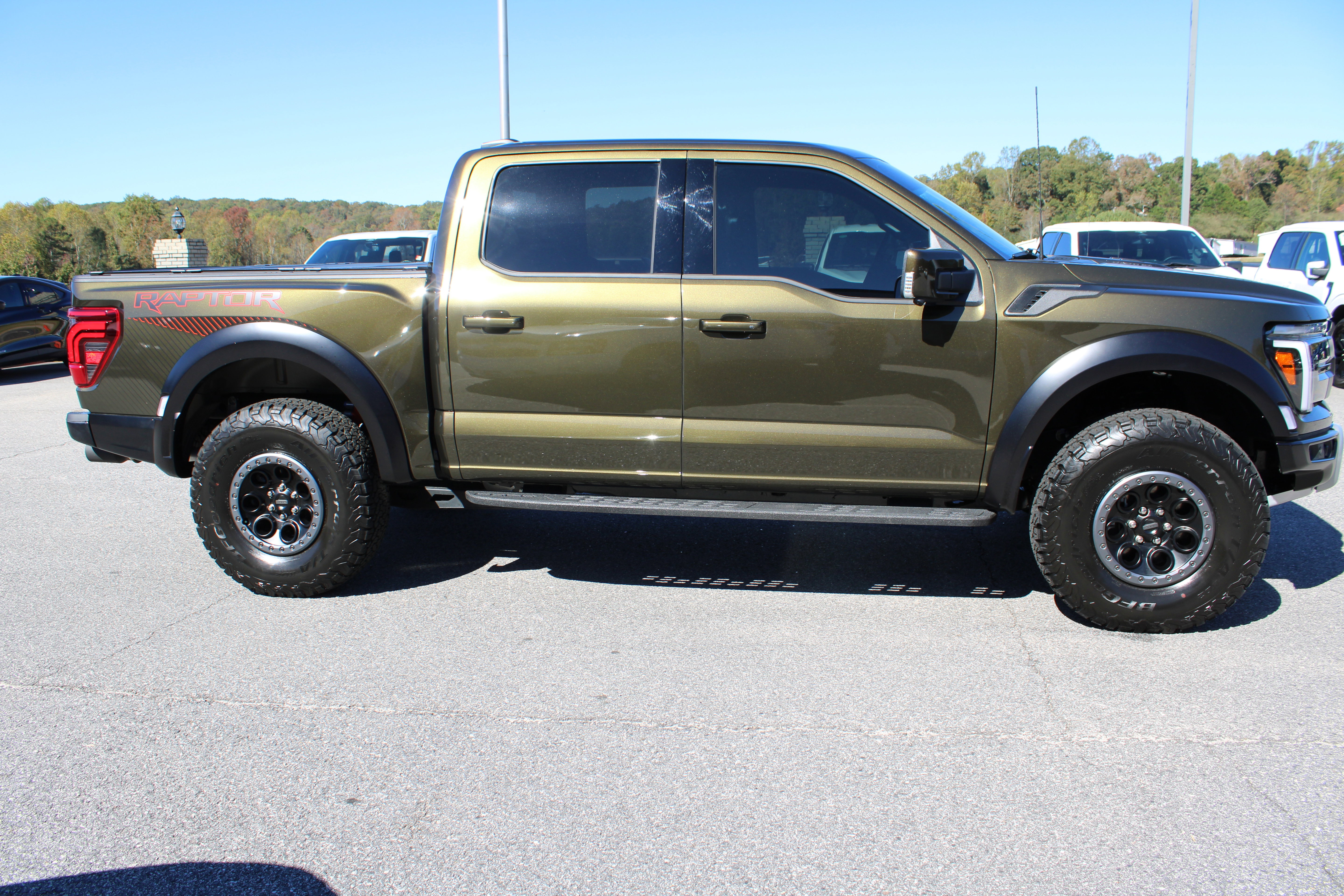 Used 2025 Ford F150 Raptor AWD/4WD image 5