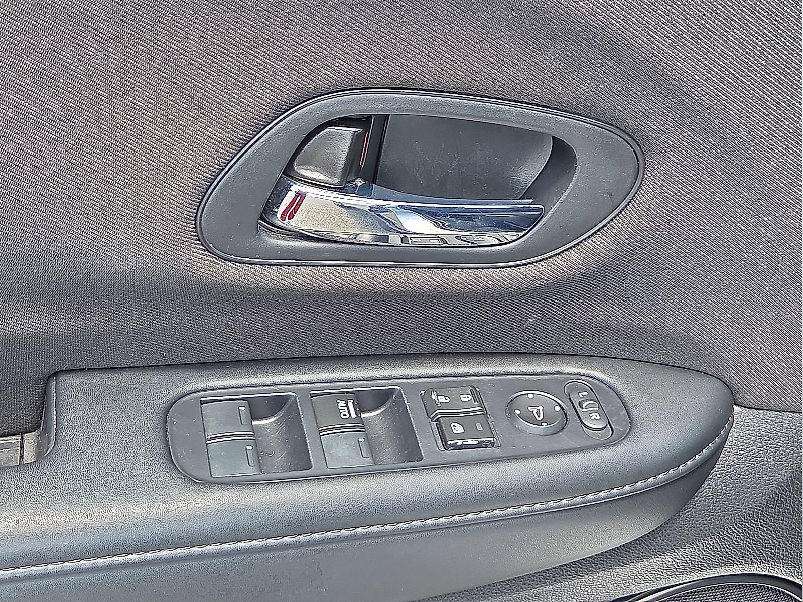 Used 2019 Honda HR-V Sport image 13