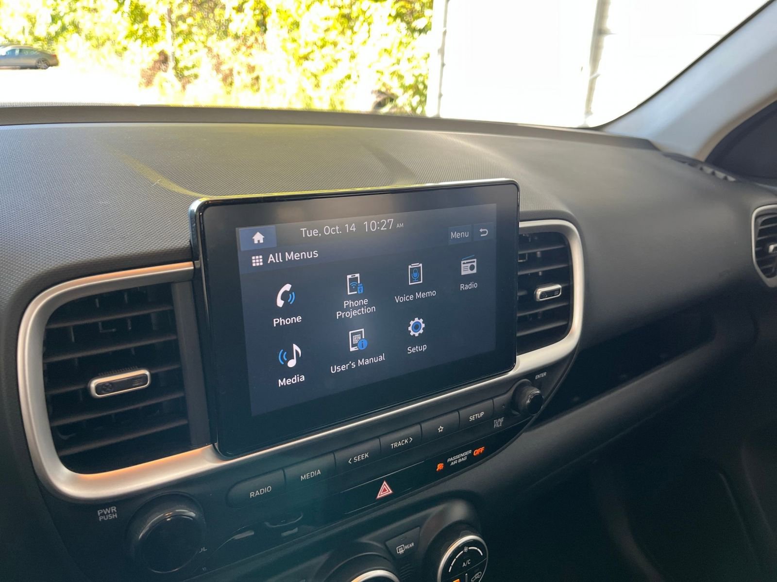Used 2025 Hyundai Venue SEL image 20