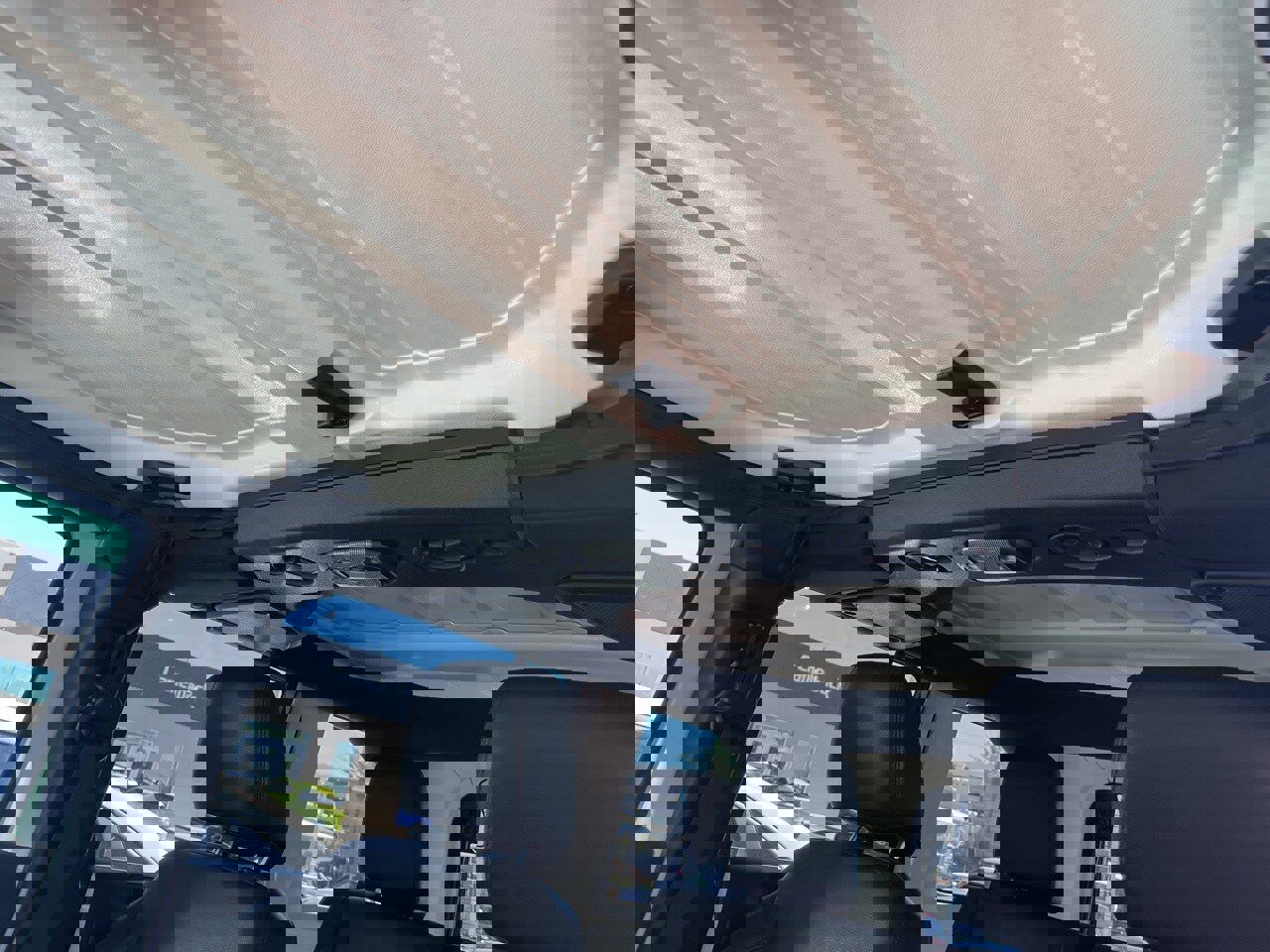 Used 2015 Jeep Wrangler Unlimited Sahara image 12