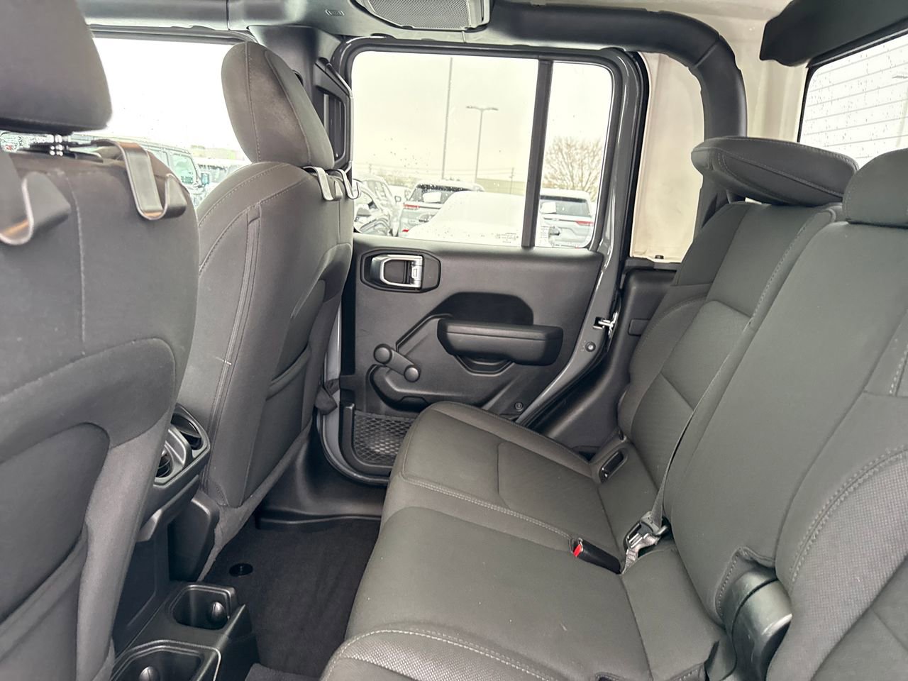 Used 2022 Jeep Gladiator Sport image 15