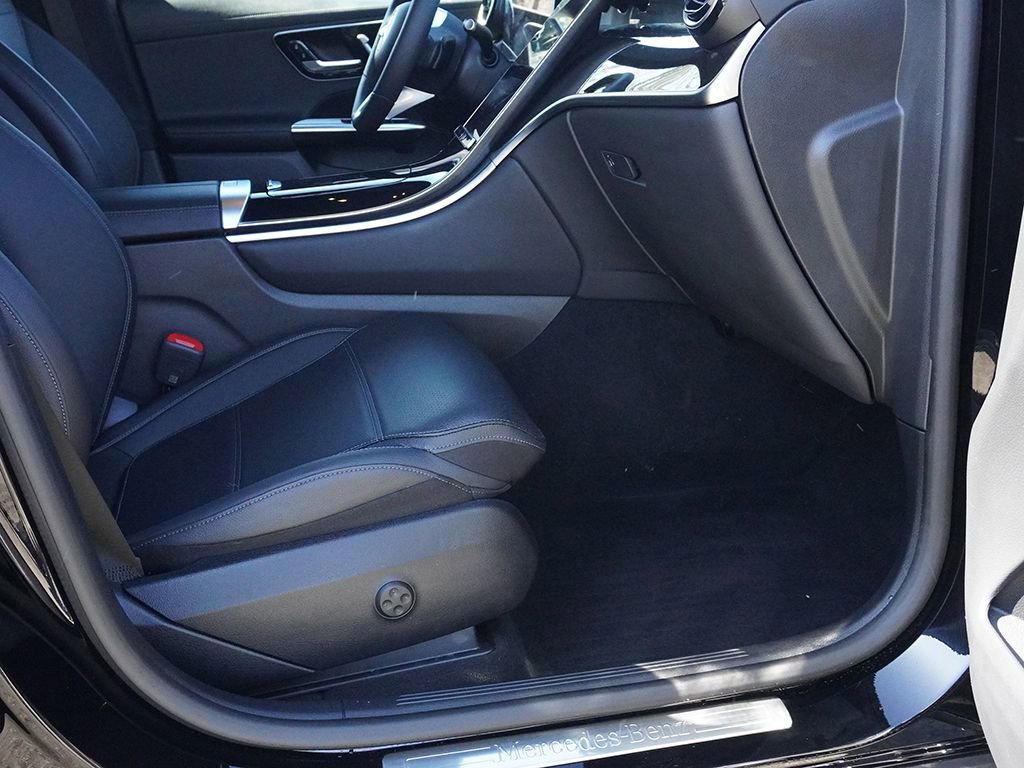 Used 2023 Mercedes-Benz GLC 300 4MATIC image 27