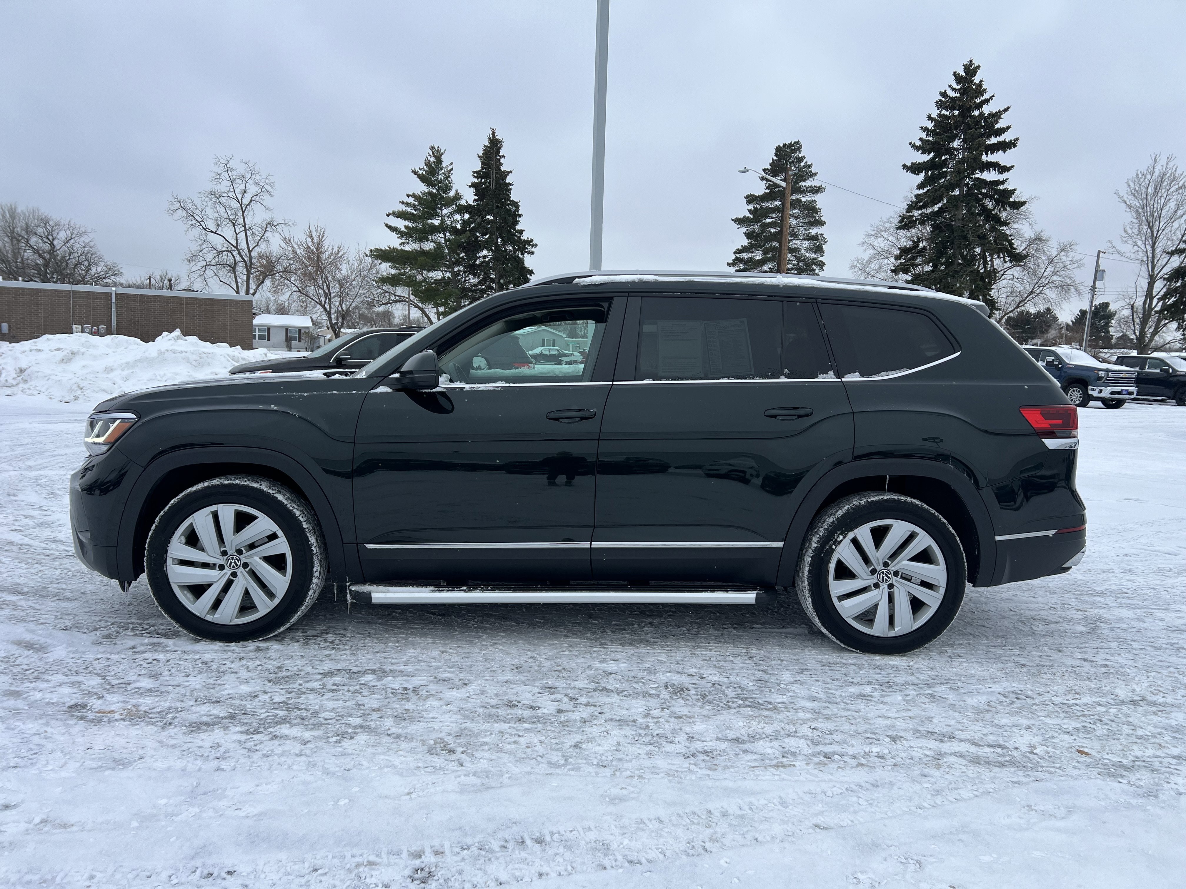 Used 2021 Volkswagen Atlas SEL image 4