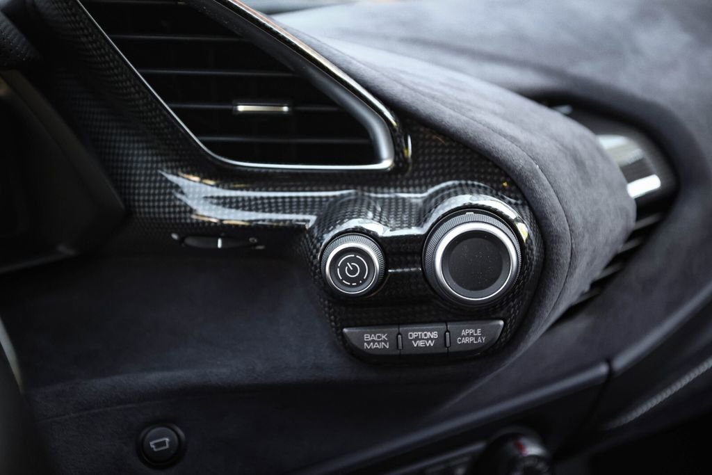 Certified 2020 Ferrari 488 Pista Coupe image 38