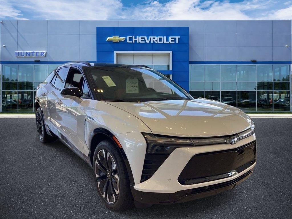 New 2026 Chevrolet Blazer EV RS w/ Super Cruise Package FWD image 6