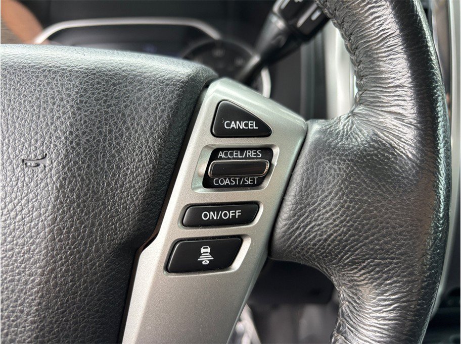 Used 2021 Nissan Titan SV w/ SV Convenience Package AWD/4WD image 27