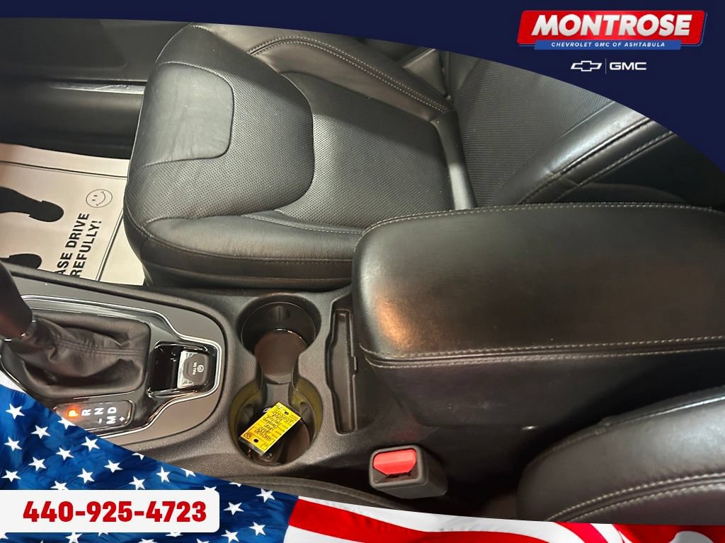Used 2020 Jeep Cherokee Limited AWD/4WD image 16