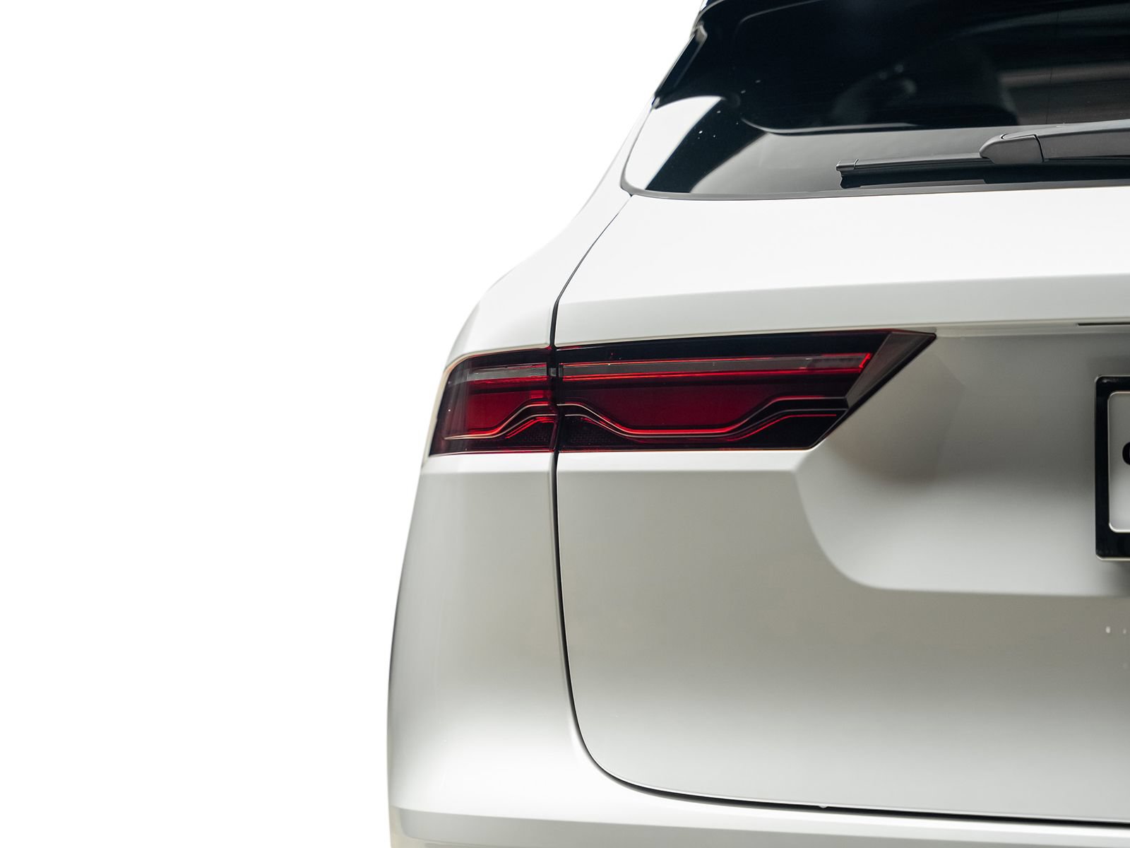 Used 2025 Jaguar F-PACE R-Dynamic S AWD/4WD image 18