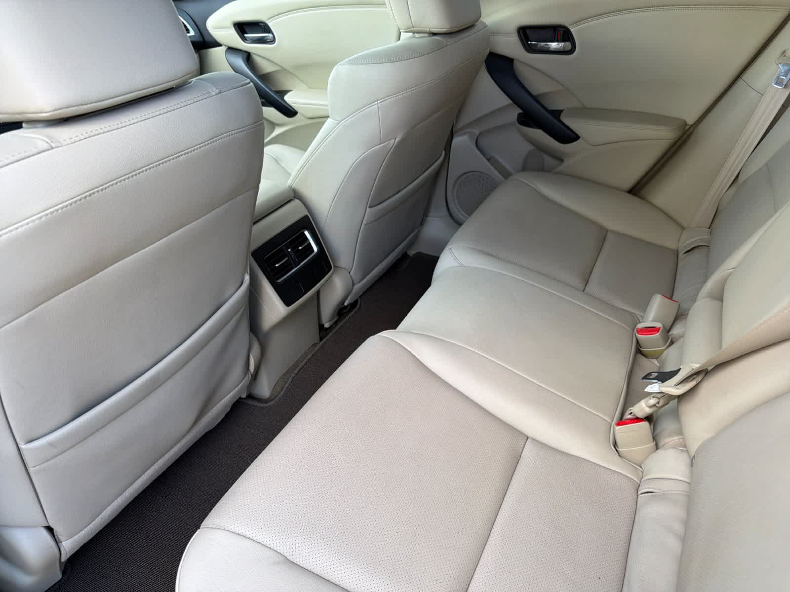 Used 2018 Acura RDX w/ Advance Package FWD image 4