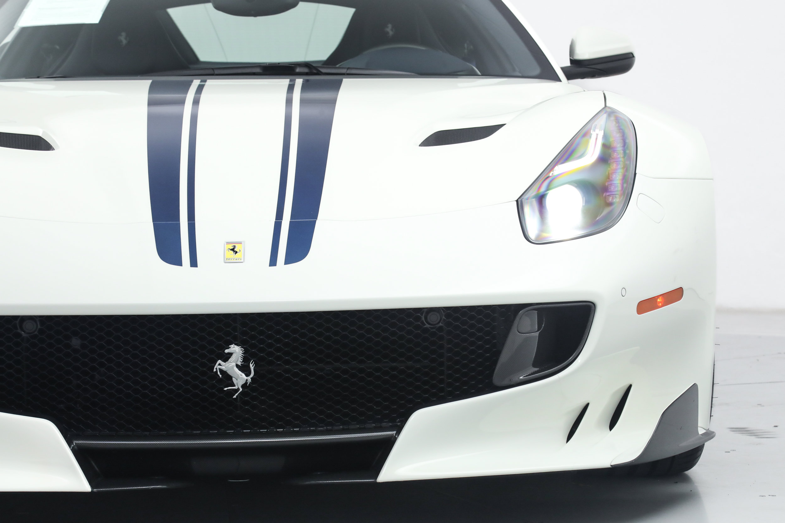 Used 2017 Ferrari F12tdf RWD image 13