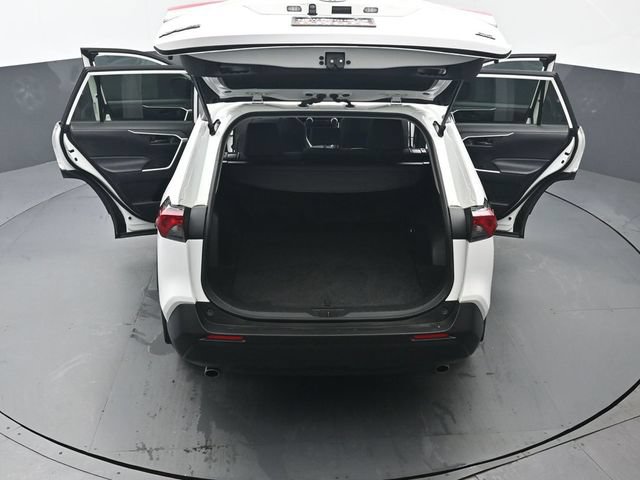Used 2023 Toyota RAV4 LE AWD/4WD image 47