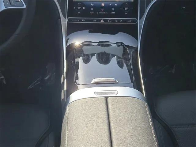 New 2025 Mercedes-Benz GLC 300 4MATIC image 18