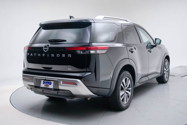 Used 2025 Nissan Pathfinder SL FWD image 7