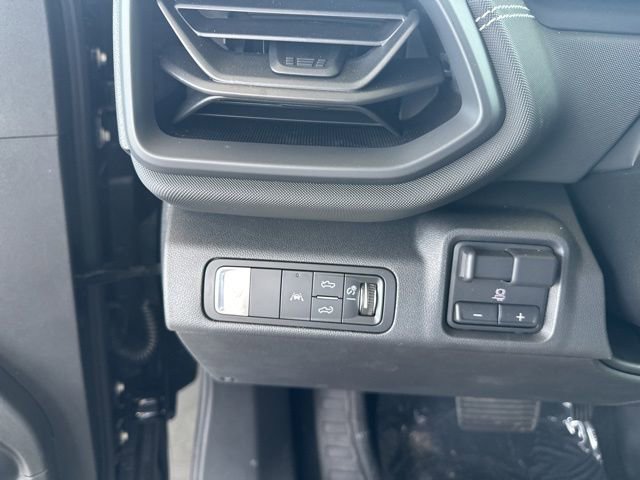 New 2025 Chevrolet Silverado EV LT w/ LT Premium Package image 25