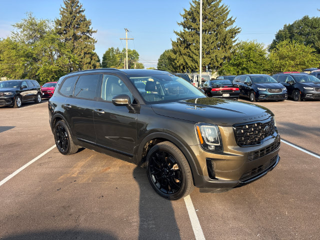 Used 2021 Kia Telluride EX w/ EX Premium Package AWD/4WD image 2