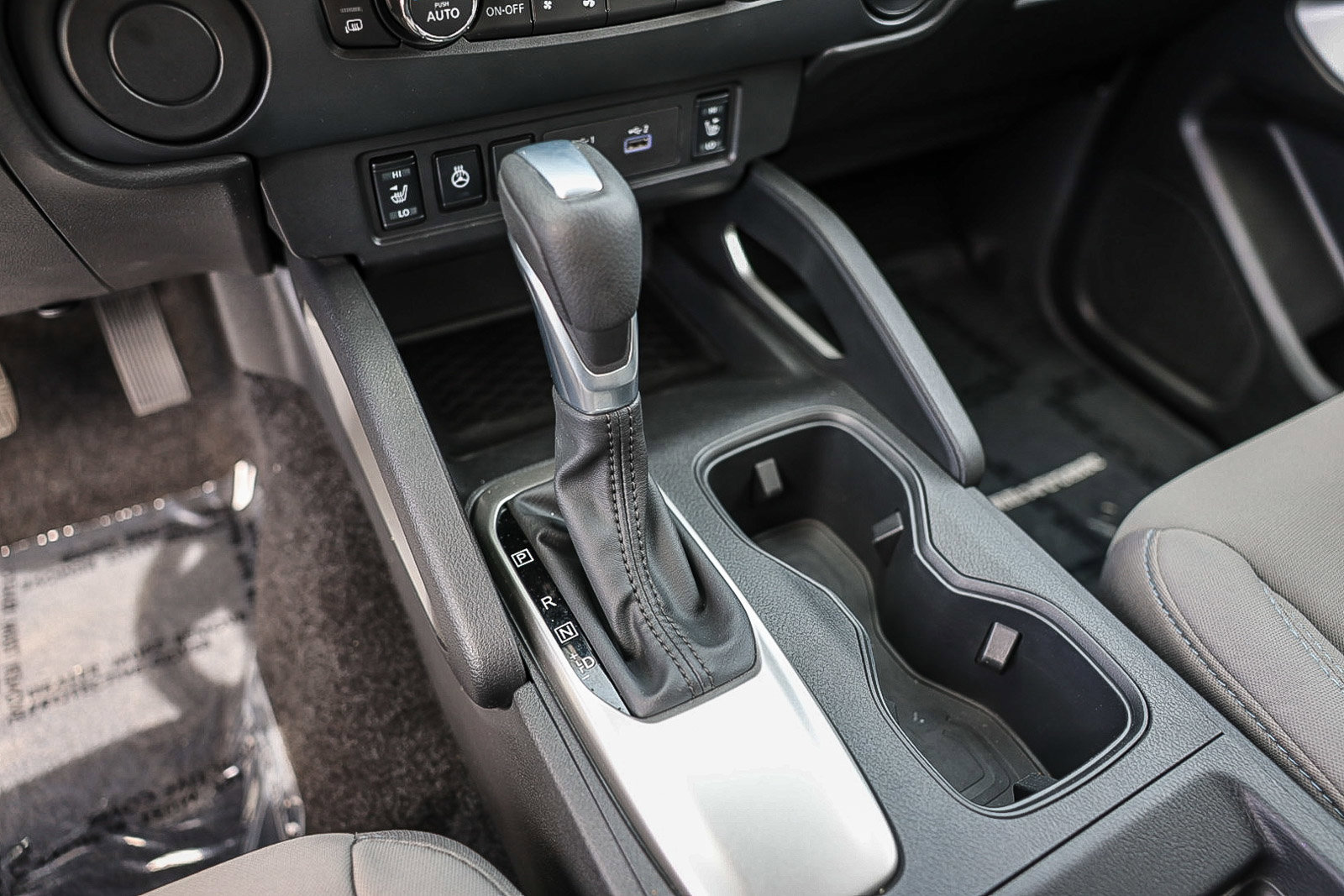 Used 2022 Nissan Frontier SV RWD image 13