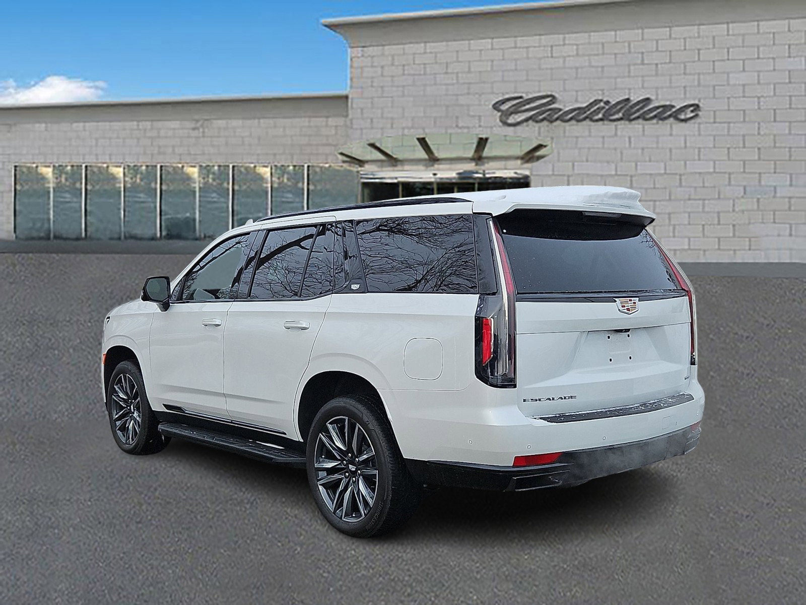 Certified 2024 Cadillac Escalade Sport Platinum image 6