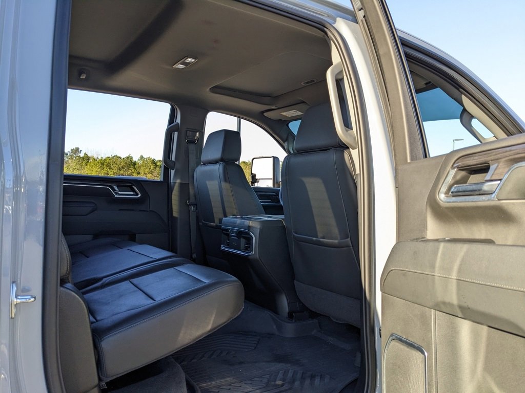 Used 2024 Chevrolet Silverado 2500 LTZ w/ LTZ Plus Package image 52