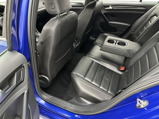Used 2017 Volkswagen Golf R 4-Door AWD/4WD image 21