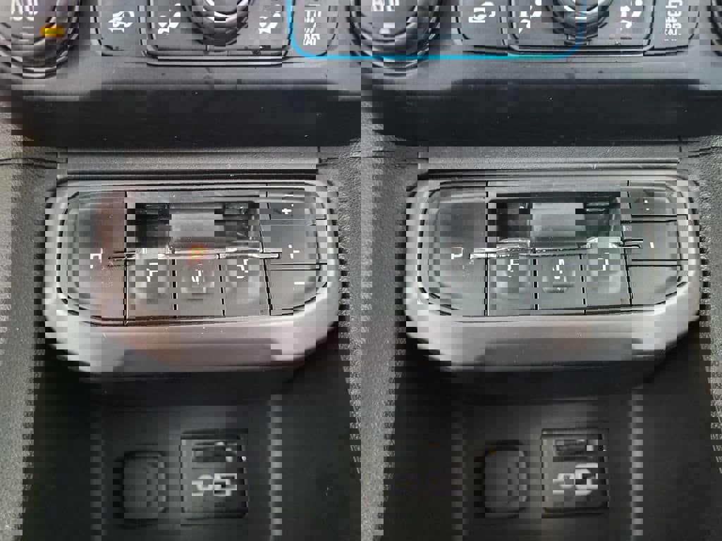 Used 2020 GMC Acadia AT4 w/ Trailering Package image 16