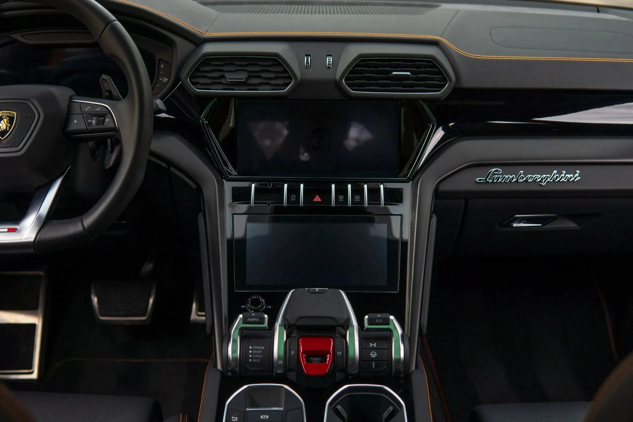 Used 2024 Lamborghini Urus S AWD/4WD image 38