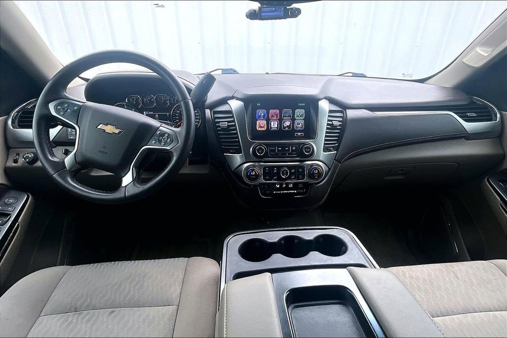 Used 2016 Chevrolet Suburban LS w/ Enhanced Driver Alert Package RWD image 15