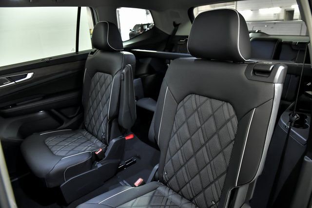 New 2026 Volkswagen Atlas SEL Premium R-Line image 8