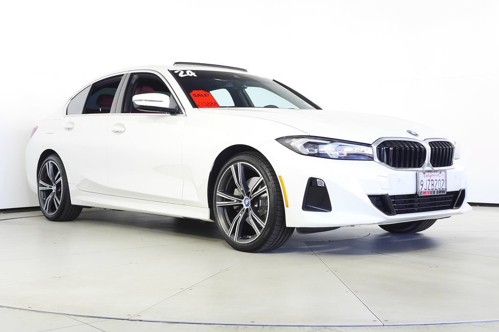 Used 2024 BMW 330e w/ Convenience Package RWD image 4