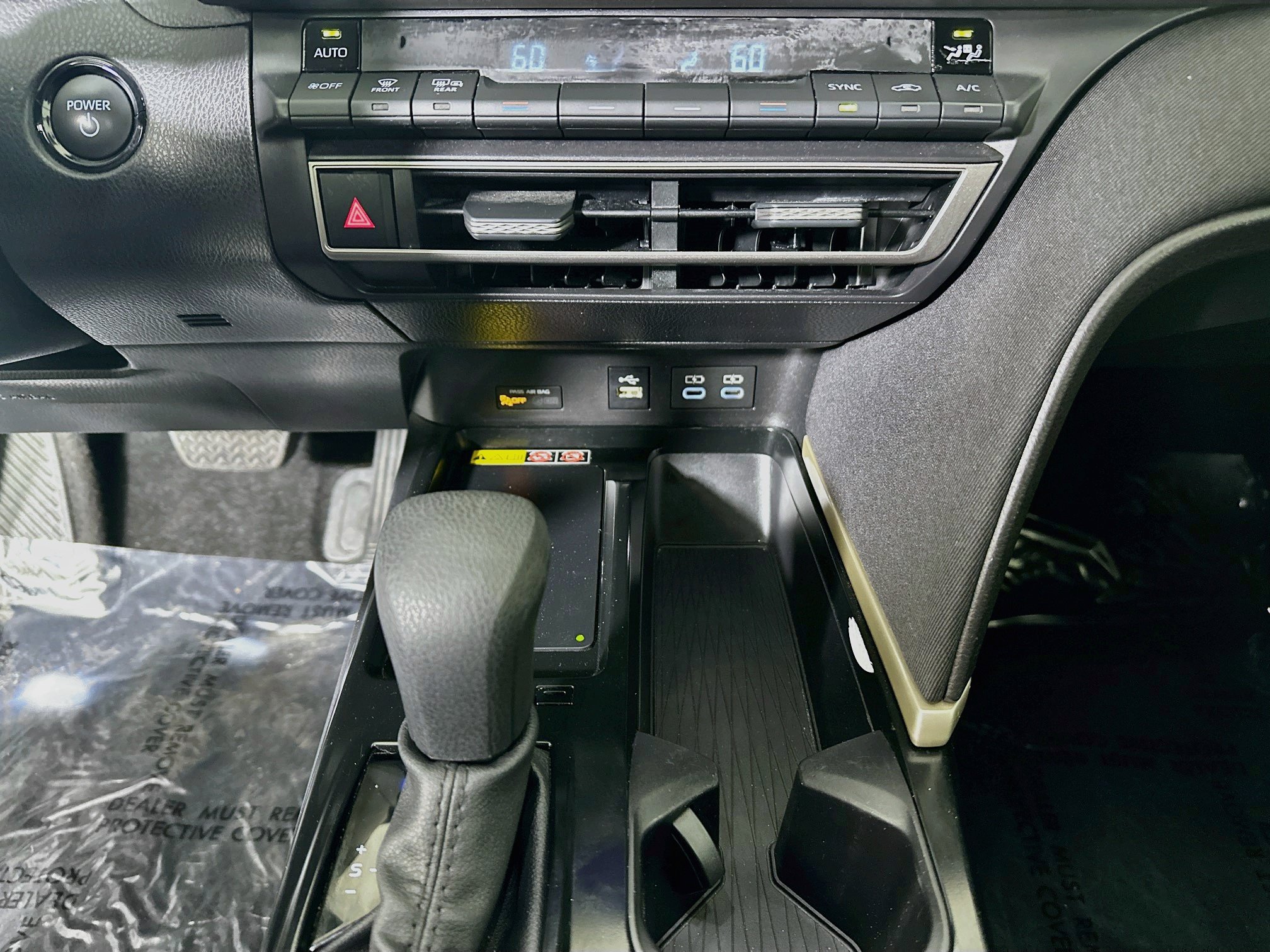 Used 2025 Toyota Camry LE w/ Convenience Package FWD image 23