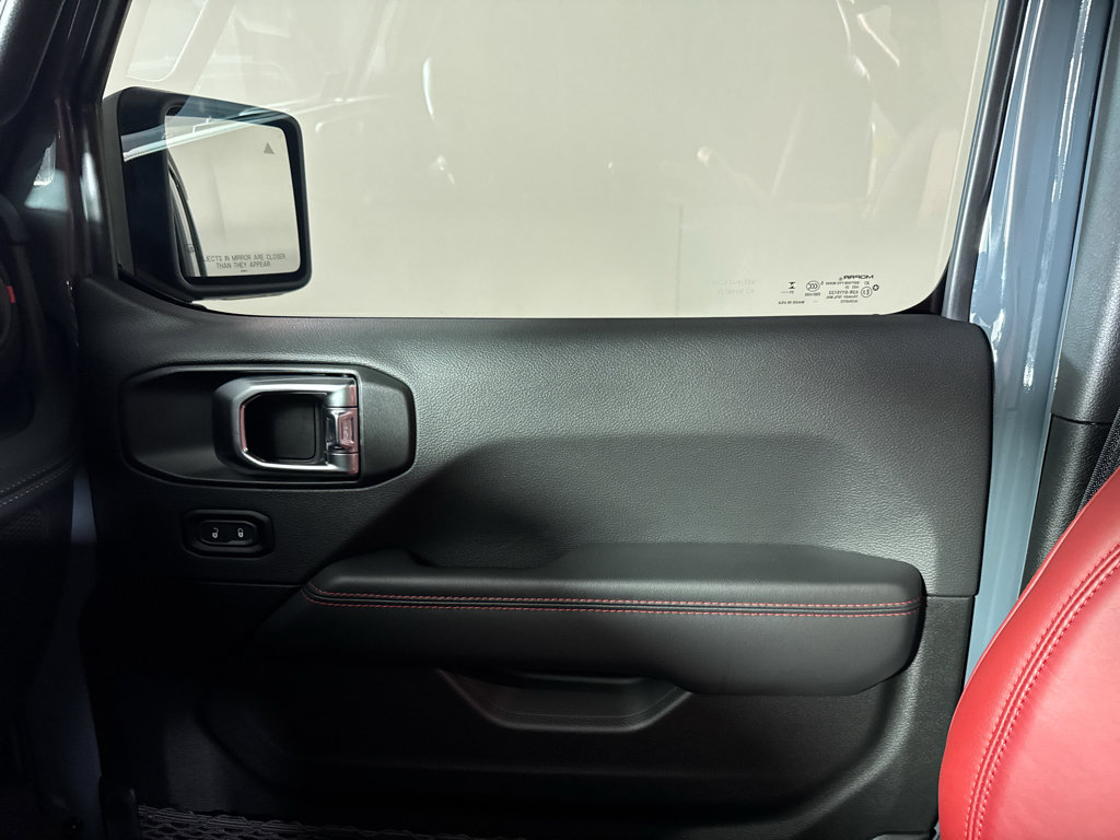 Used 2024 Jeep Wrangler Unlimited Rubicon 392 w/ Dual Top Group image 33