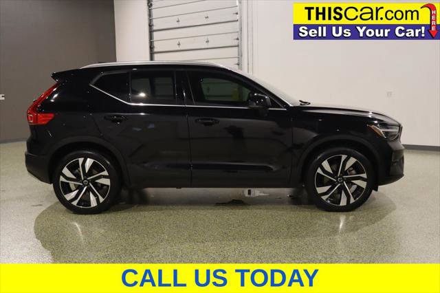 Used 2024 Volvo XC40 B5 Plus w/ Protection Package Premier AWD/4WD image 8