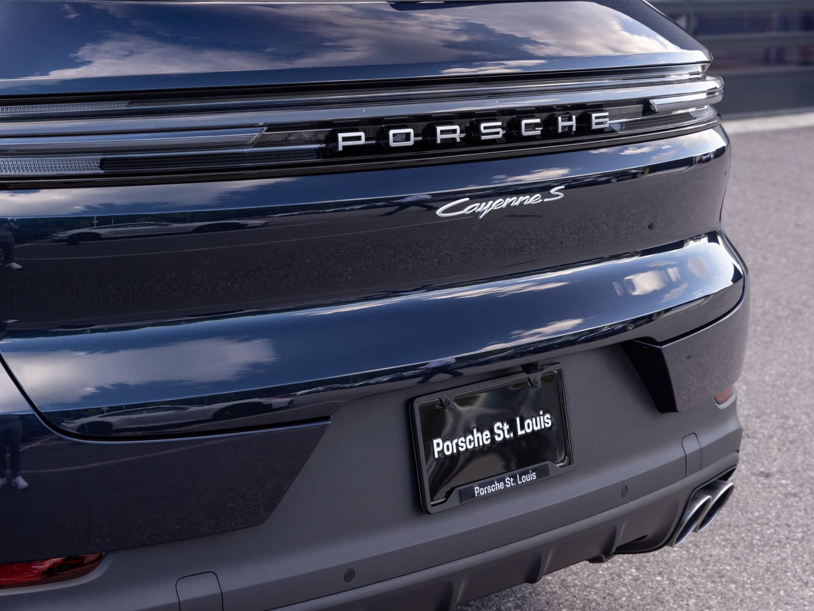 New 2026 Porsche Cayenne S AWD/4WD image 12