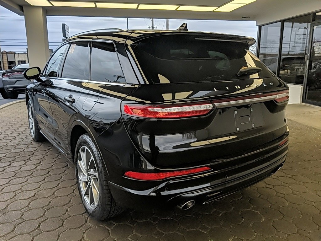 Certified 2022 Lincoln Corsair Grand Touring image 7