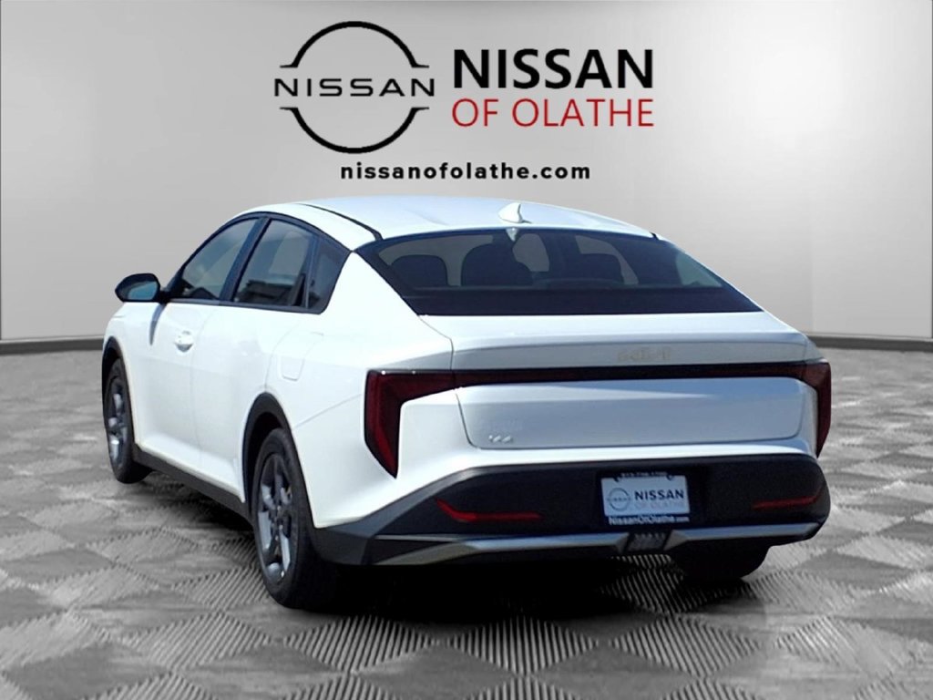 Used 2025 Kia K4 FWD image 5